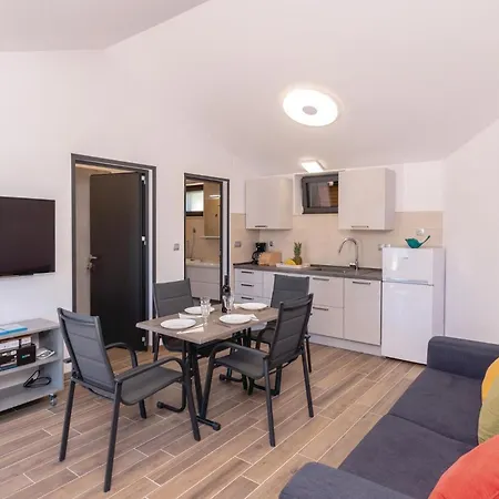 Awesome In Kneze Сasa de vacaciones *