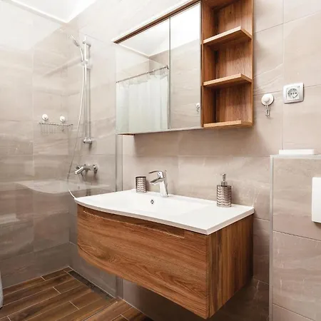 Awesome In Kneze * Pupnat